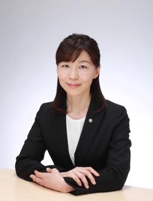 img_satomiyoko_1800_2370.jpg